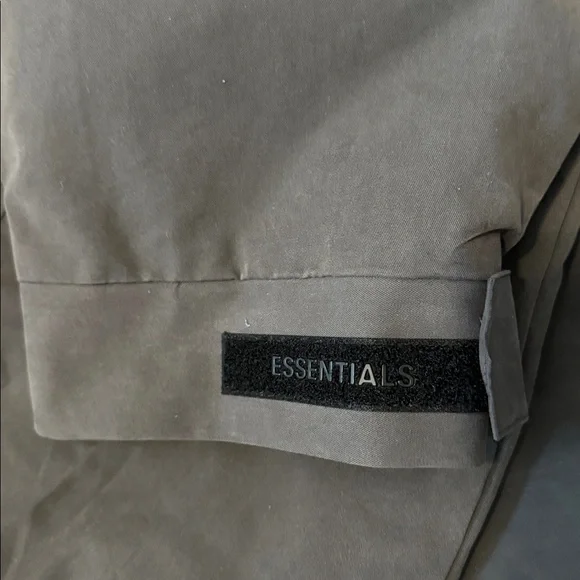 FEAR OF GOD Essentials Iron Barn Jacket - BNWOT - Picture 4 of 8